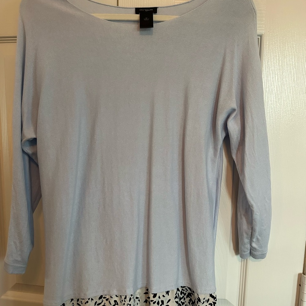 Ann Taylor Gray 3/4 Sleeve Relaxed Blouse